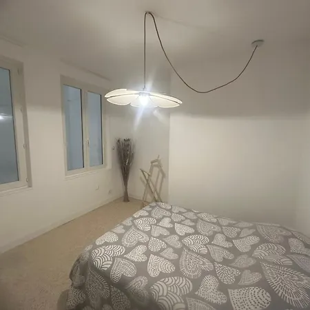 דירה Haussmannien A La Cathedrale De *