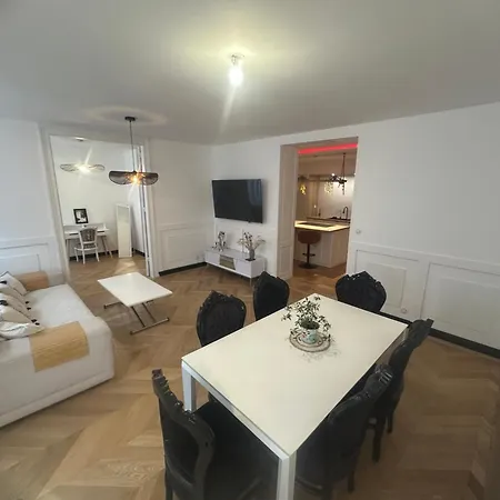 דירה Haussmannien A La Cathedrale De *