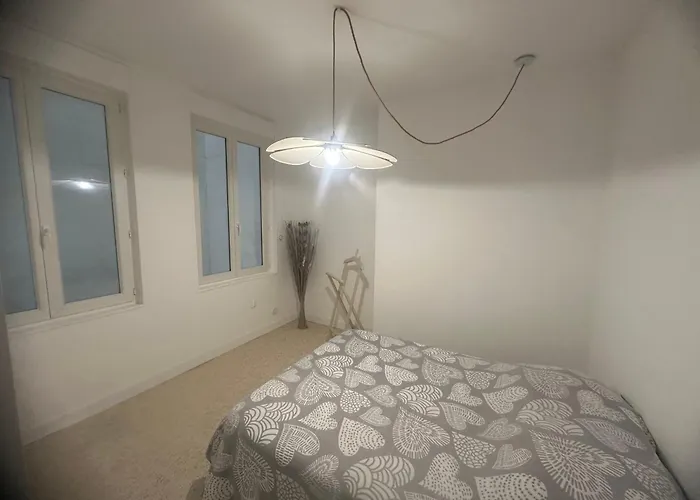 Lägenhet Haussmannien A La Cathedrale De *